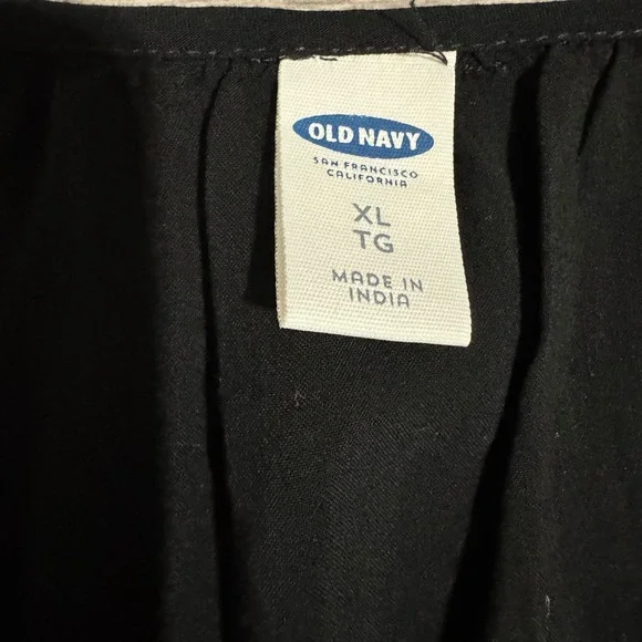 Old Navy Black Lace Embroidered Shoulder V Neck Long Sleeve Blouse Top Women XL - Picture 11 of 13